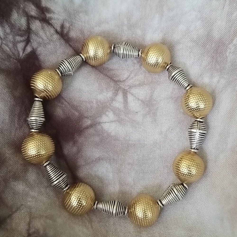 NWOT Handmade metal bead bracelet